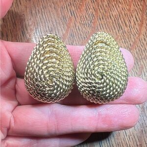 Vintage Oversized Statement Gold Tone Rope Coil Clip On Teardrop Earrings